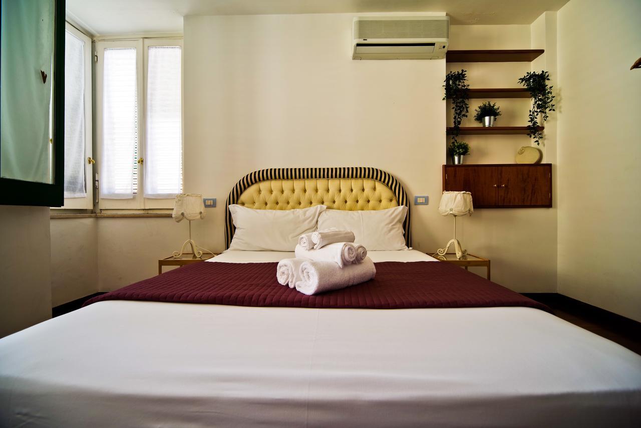 Bed And Travel Apartment Dogana Regia 15 ซาแลร์โน ภายนอก รูปภาพ