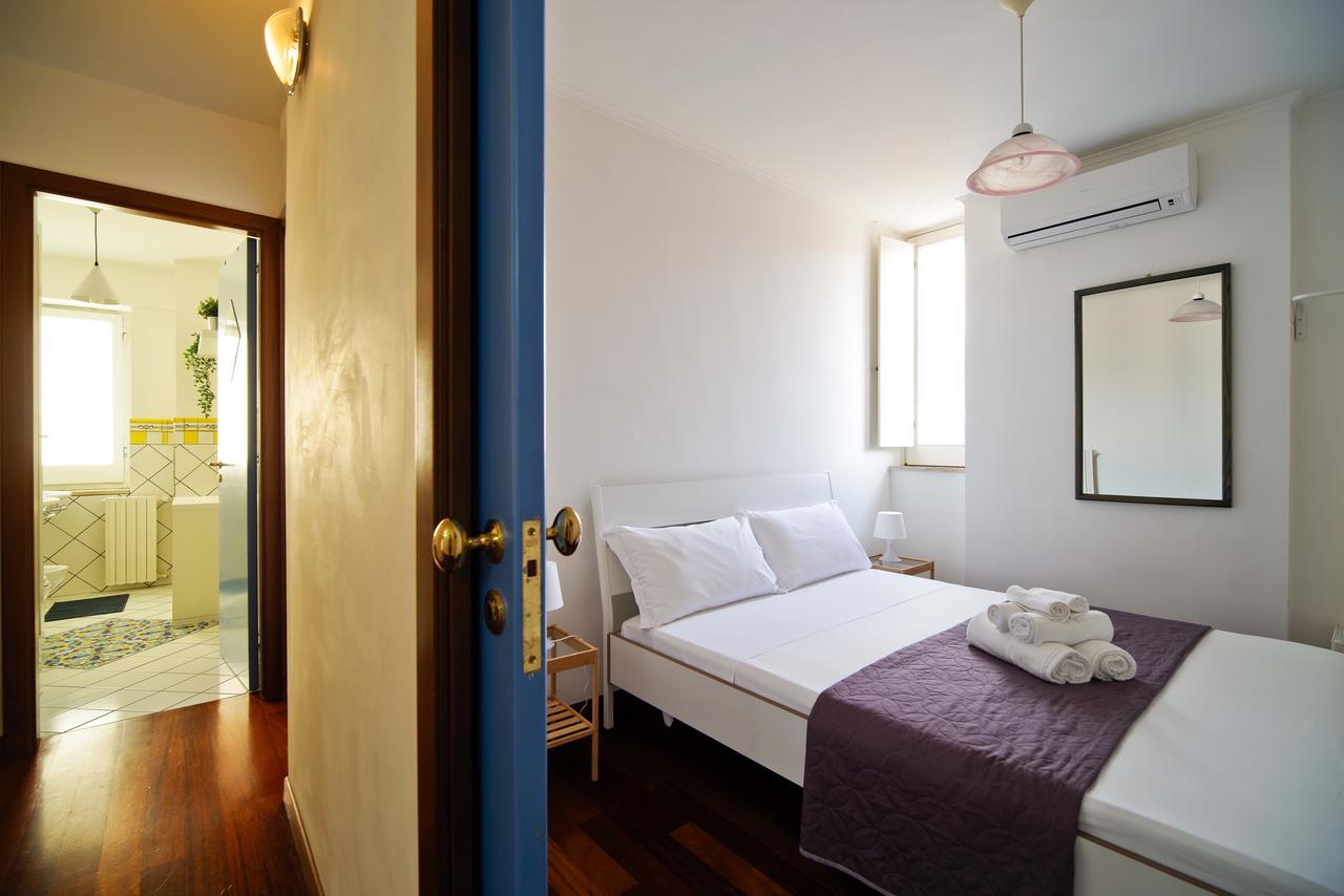 Bed And Travel Apartment Dogana Regia 15 ซาแลร์โน ภายนอก รูปภาพ